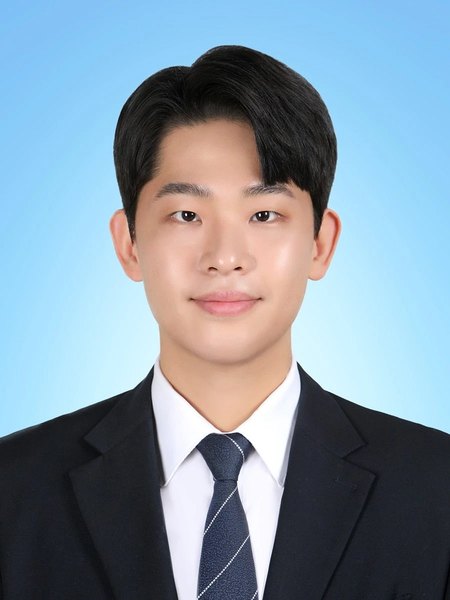 ID photo of Chan Lee